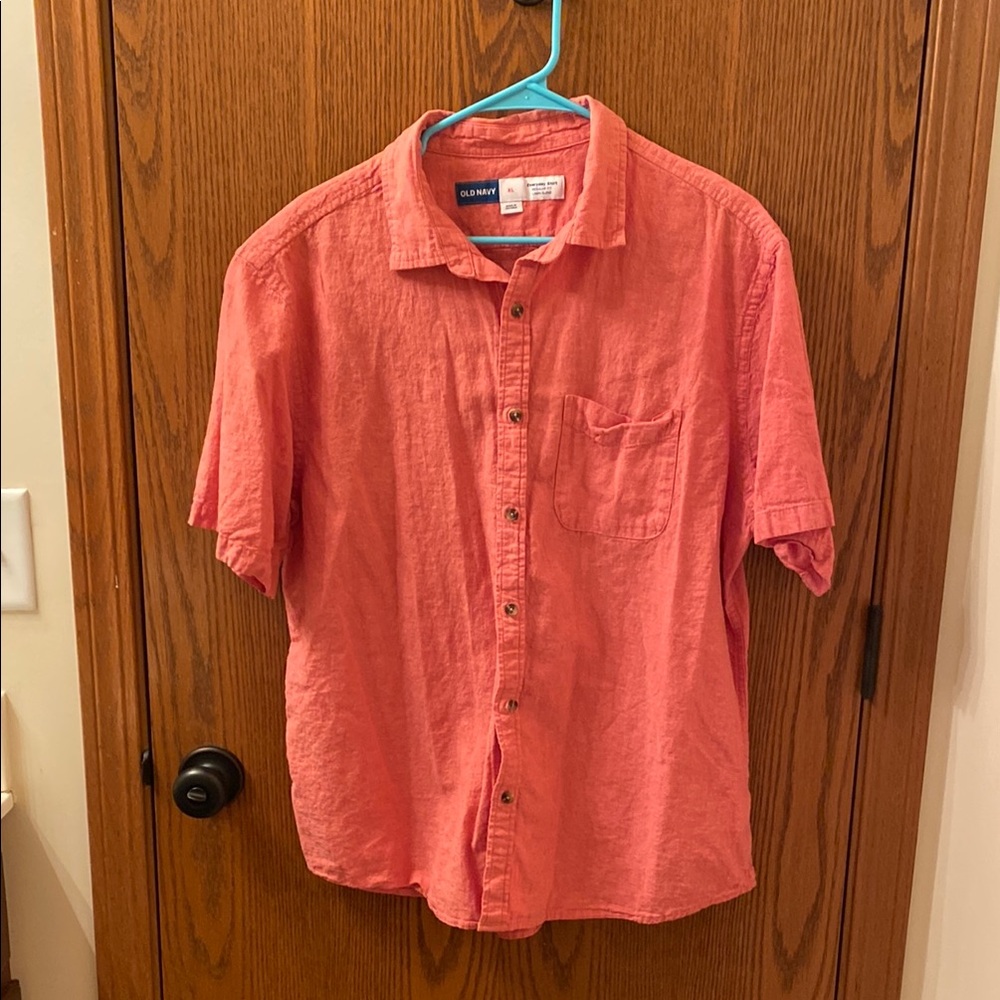 Old Navy Men's Coral Shirt